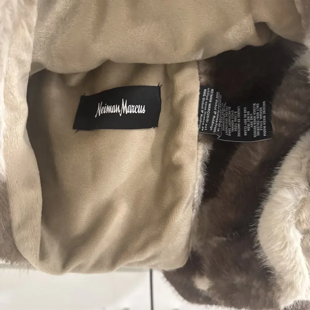 NEIMAN MARCUS Luxury COWHIDE Design Faux Mink Fur Throw Blanket NEW WITH TAGS
